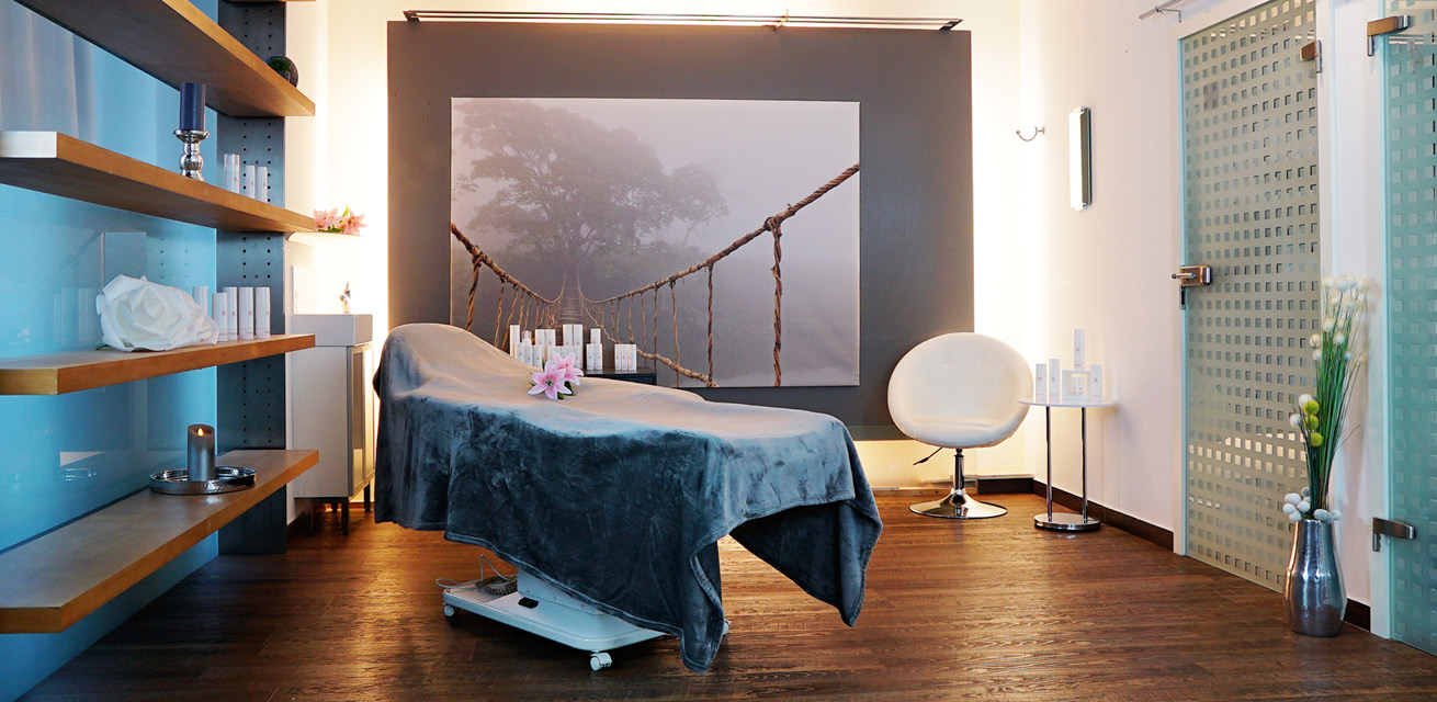 Kosmetikstudio Hamburg finden mit 3D VISIA Hautanalyse und Garantierter Verbesserung der Haut in Hamburg